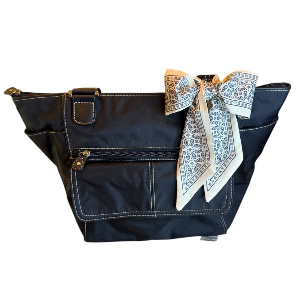 Liz Claiborne Cavas Tote w/ Bag Scarf